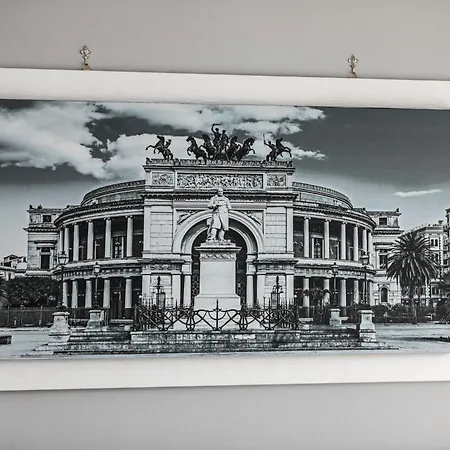 Medea Suite Panoramic Palermo Exterior photo